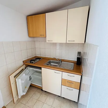Apartment Studio Drage